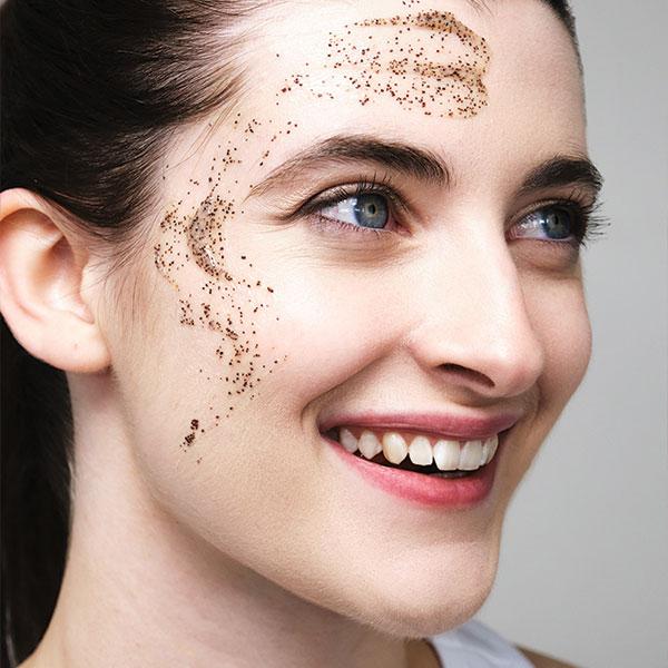 Energising Facial Scrub - Image 3